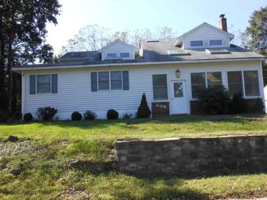 Main picture of 206 Ryerson Rd
