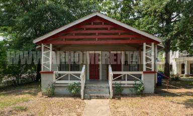 Main picture of 615 Faulkner St