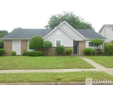 Main picture of 816 Whitehall Dr