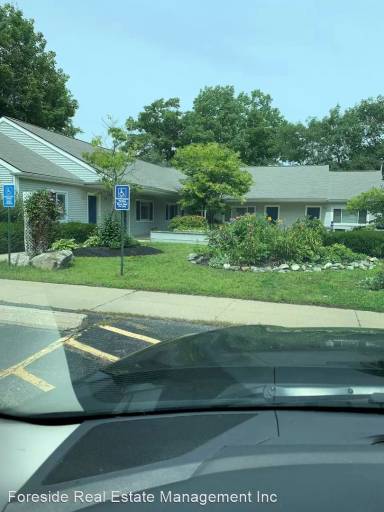 Main picture of 1300 Forest Ave