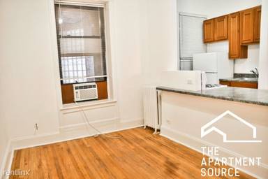 Main picture of 1909 N Lincoln Ave