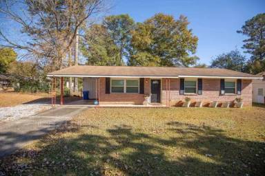 Main picture of 8334 Canaan Dr