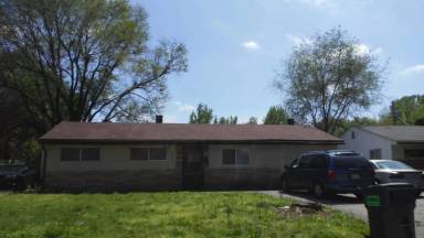 Main picture of 104 Leonard Dr