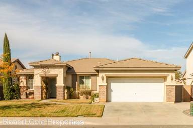 Main picture of 26906 Canberra St