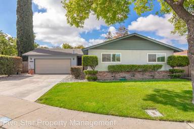 Main picture of 2032 Sweetwater Dr