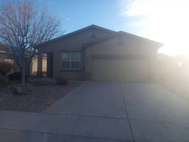 Main picture of 2704 Moon Shadow Dr NE
