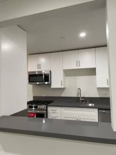 Main picture of 4855 Elmwood Ave