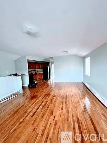 Main picture of 1122 Loring Ave