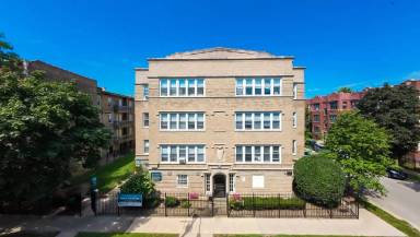 Main picture of 7736-42 N Ashland Ave & 1609-11 W Juneway Ter