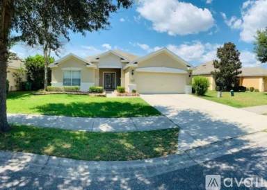 Main picture of 5543 SW 40th St