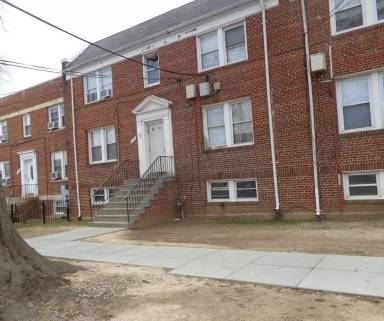 Main picture of 1504 18th St SE