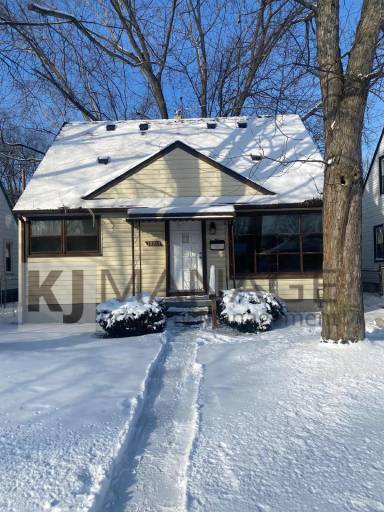 Main picture of 18263 Delaware Ave