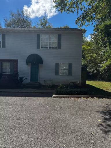 Main picture of 9047 Countryside Ln