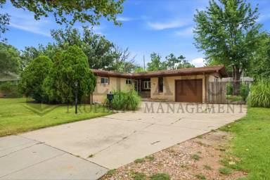 Main picture of 9923 W Binter St