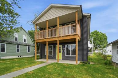 Main picture of 1626 Howell St