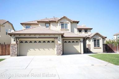 Main picture of 265 E Wind Dr