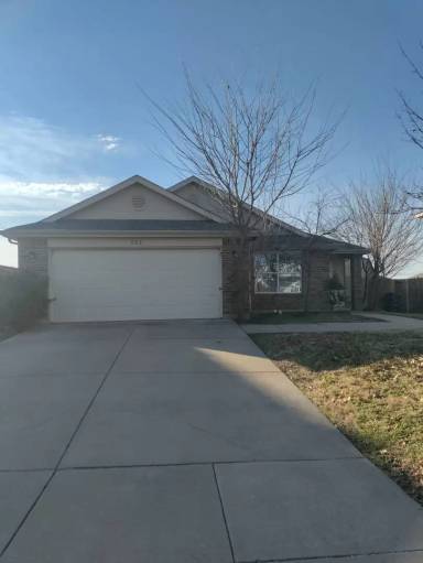 Main picture of 523 Cantebury