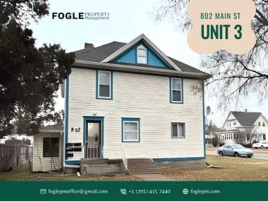 Main picture of 802 Main St
