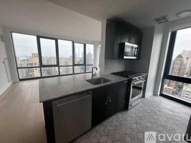 Main picture of 21 West End Ave Apartments