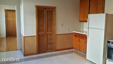 Main picture of 105 Pine St