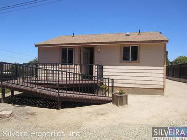 Main picture of 208 Pabst Ln