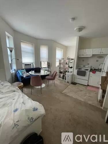 Main picture of 5 Royce Rd