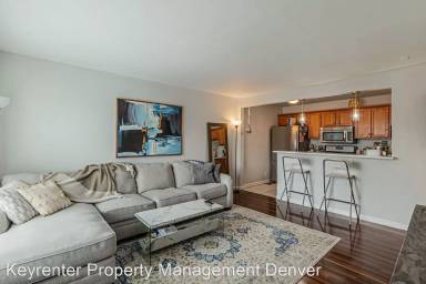 Main picture of 2424 W 35th Ave