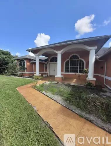 Main picture of 17333 38th Ln N