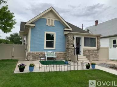 Main picture of 1050 Ouray Ave