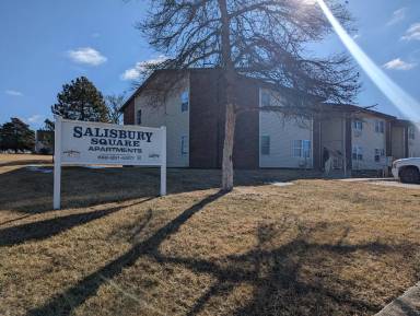 Main picture of 411 W 2nd St