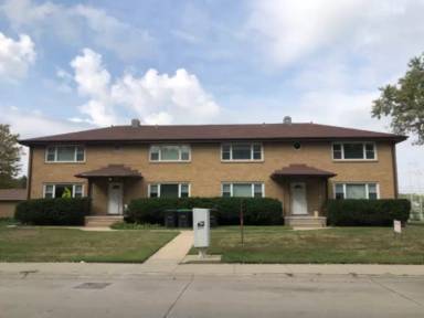 Main picture of 3512 S 82nd St
