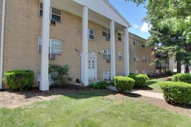 Main picture of 212 Westfield Ave