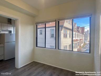 Main picture of 227 Walnut St