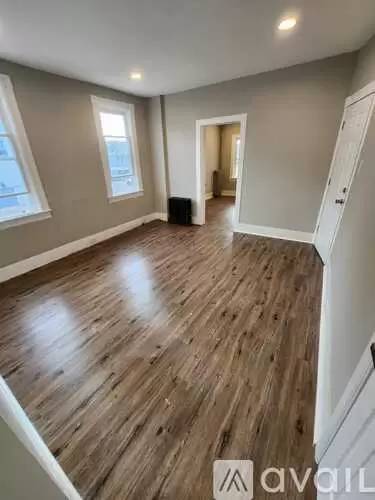 Main picture of 406 New Grove St