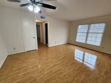 Main picture of 310 N Hite Ave