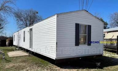 Main picture of 4040 SW Military Dr