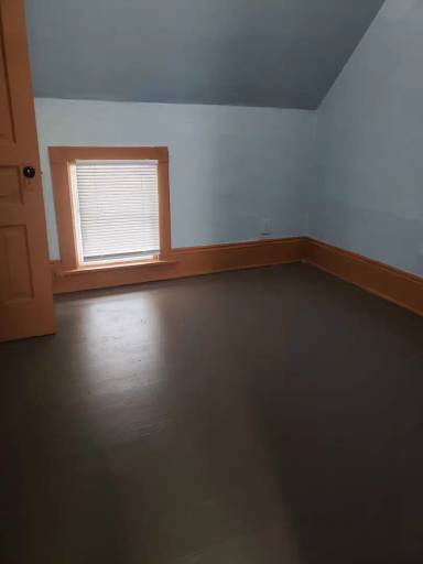 Main picture of 3324 N 27th St