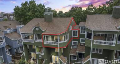 Main picture of 425 W 8th St