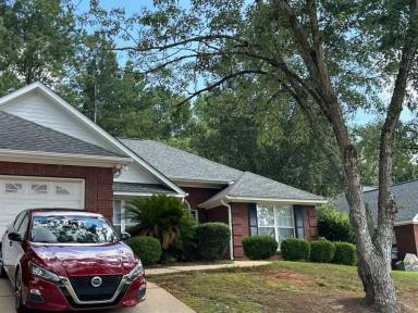 Main picture of 1731 Stone Pointe Dr
