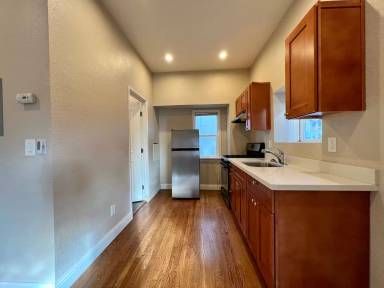 Main picture of 452-62 28th St