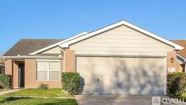 Main picture of 8107 Sanders Glen Ln