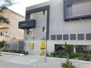 Main picture of 4653 Coldwater Canyon Ave