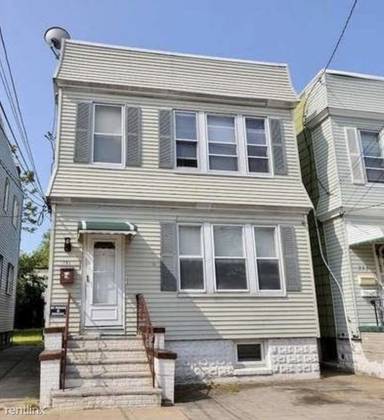 Main picture of 347 Ege Ave