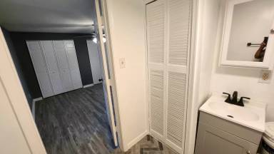 Main picture of 6612 Redfield Ave