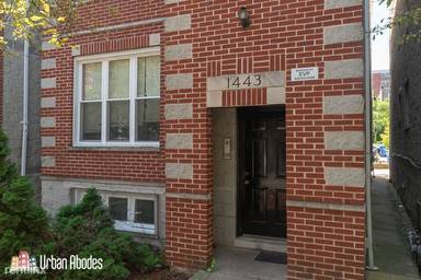 Main picture of 1443 W Walton St