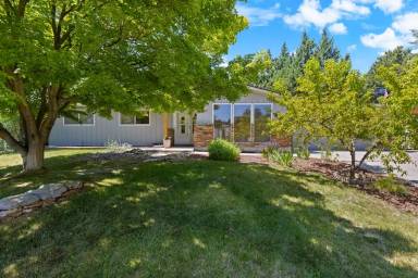 Main picture of 2317 S Scyene Way