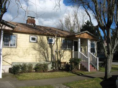 Main picture of 4805 N Maryland Ave