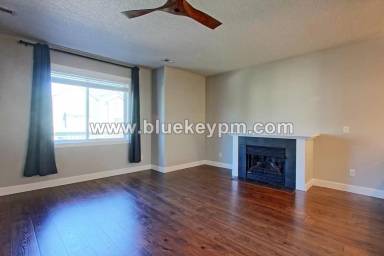 Main picture of 3501 NE 80th St