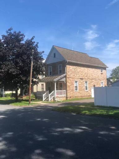 Main picture of 36 N 3rd St