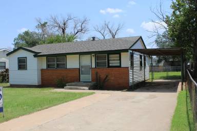 Main picture of 3319 Jarvis St